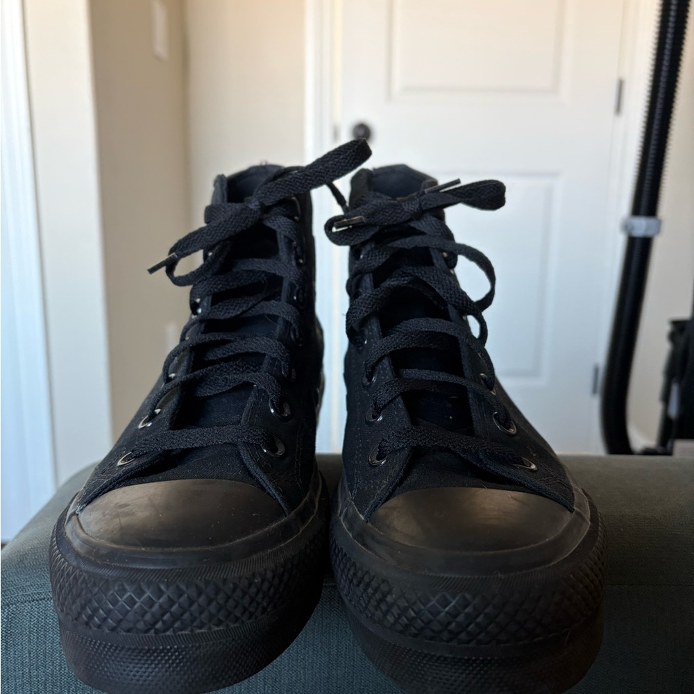 Custom Platform Chuck Taylor Allstars - Picture 2 of 7